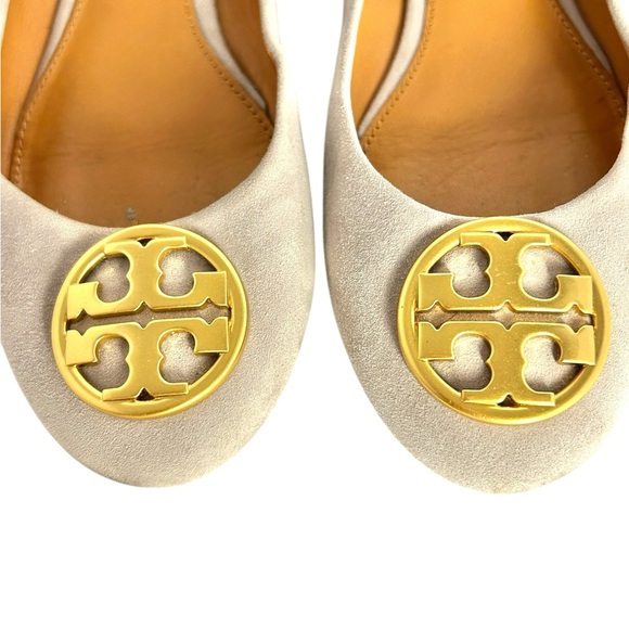 TORY BURCH Benton 2 Suede Ballet Flats Gray Taupe Gold Logo Slip On Shoes Sz 7 - Picture 6 of 8